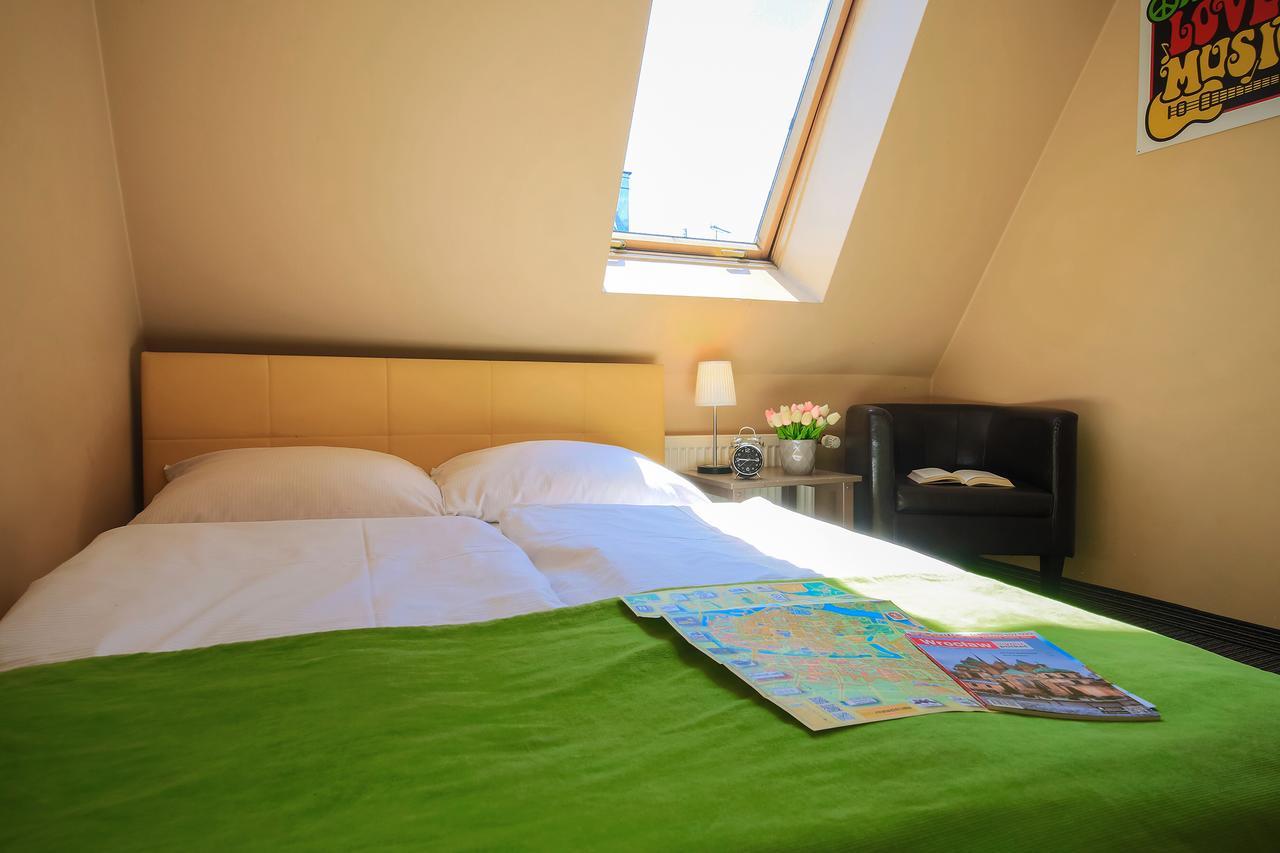 Glow Hostel Wrocław Kültér fotó