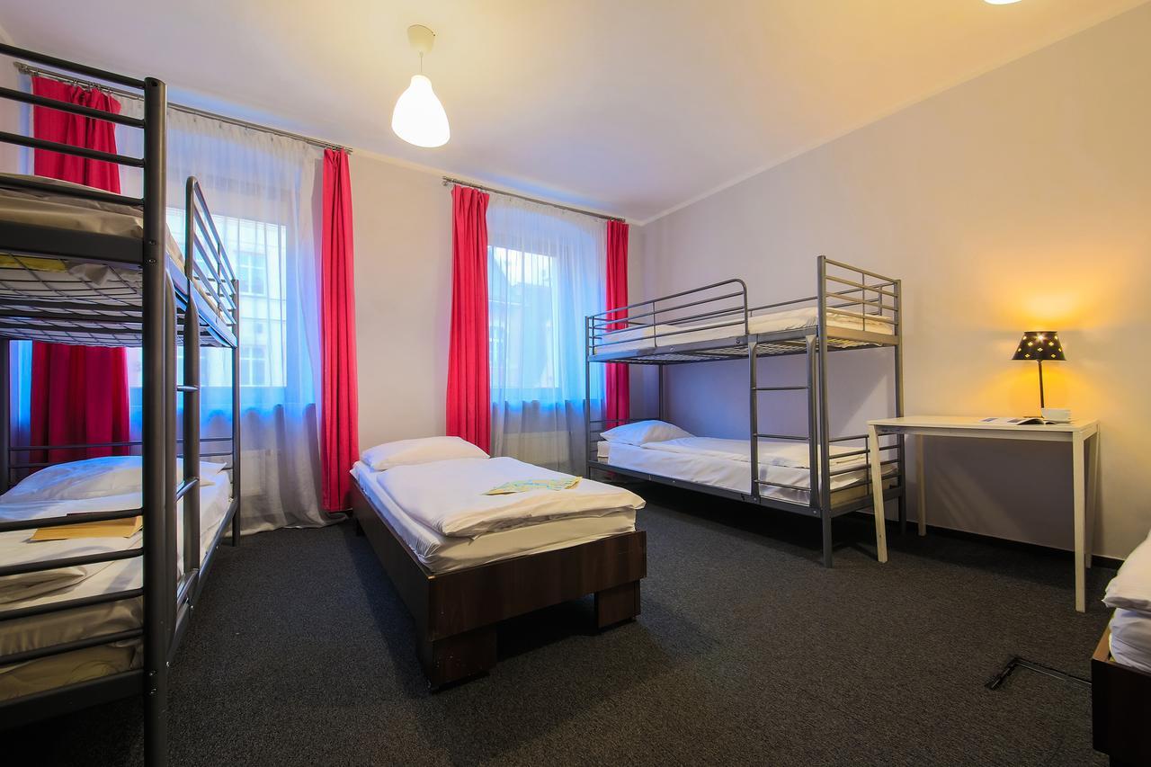 Glow Hostel Wrocław Szoba fotó