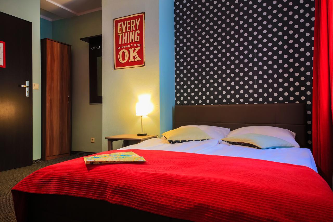Glow Hostel Wrocław Kültér fotó