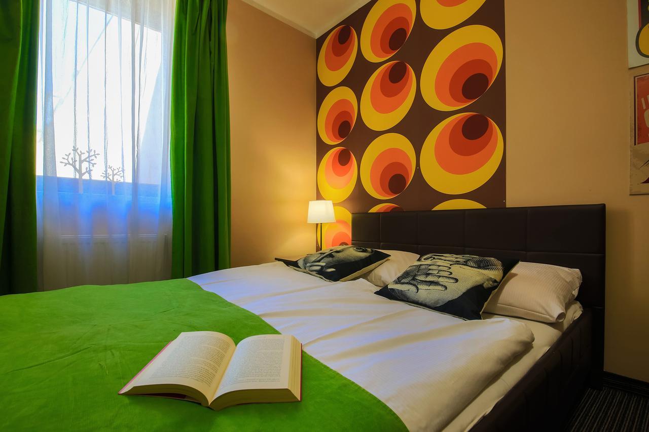 Glow Hostel Wrocław Kültér fotó