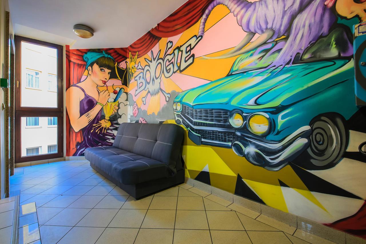 Glow Hostel Wrocław Kültér fotó